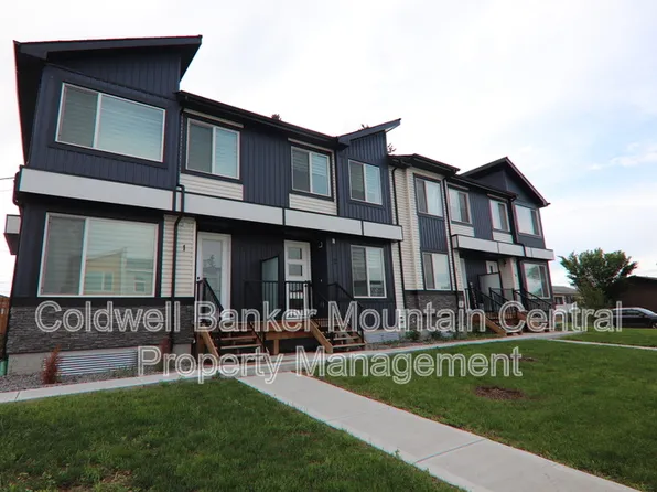 10008 162nd St NW Unit 1, Edmonton, AB T5P 3K6
