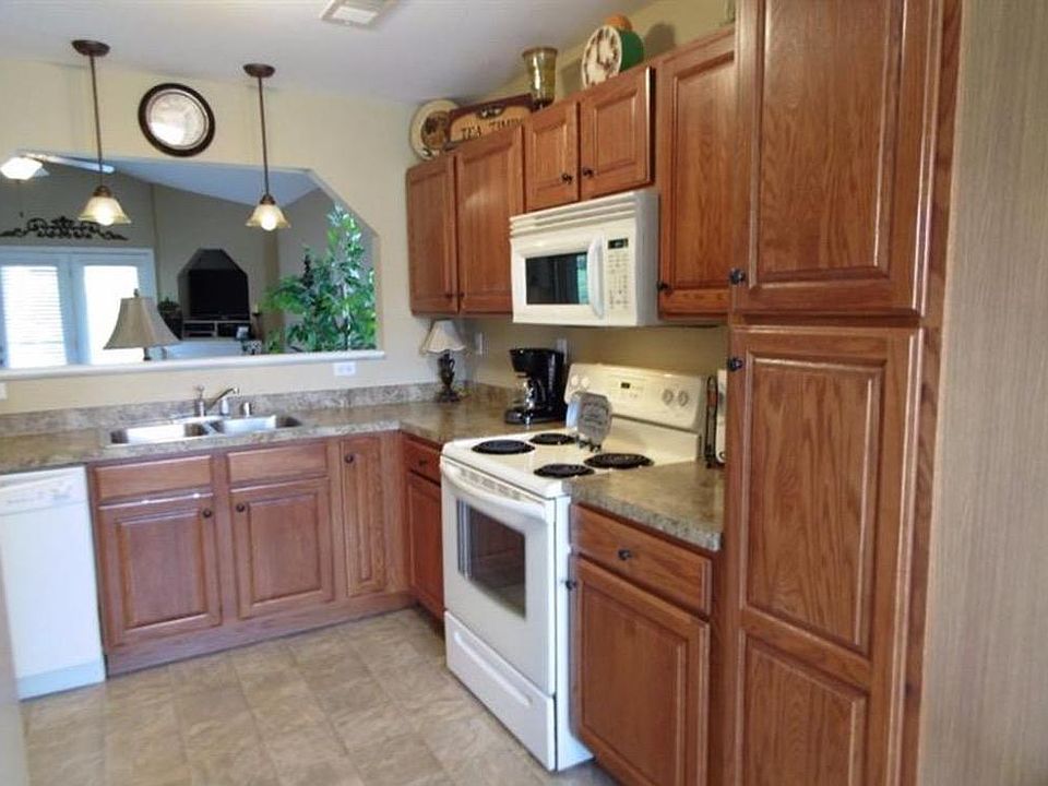 2nd image of 3312 Sweet Clover Ln