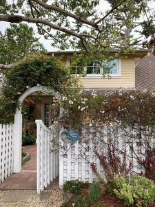 . Casanova 4 Sw Of 8th, Carmel, CA, 93923