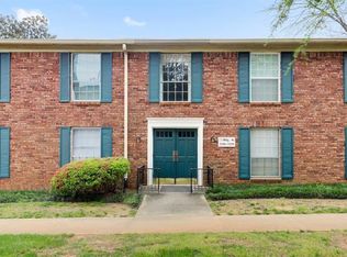 5596 Kingsport Dr #16, Sandy Springs, GA 30342