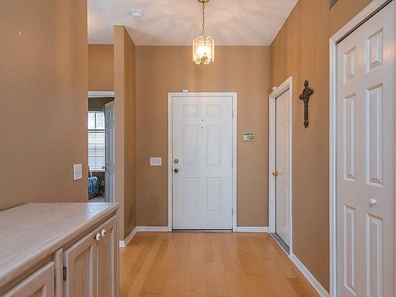 2nd image of 10327 Goldenbrook Way