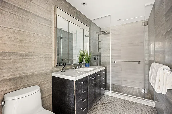 Sold by Corcoran | media 24