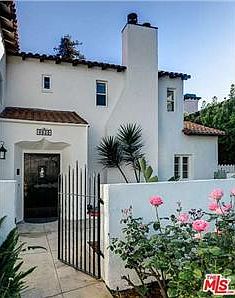 4th image of 9920 Toluca Lake Ave