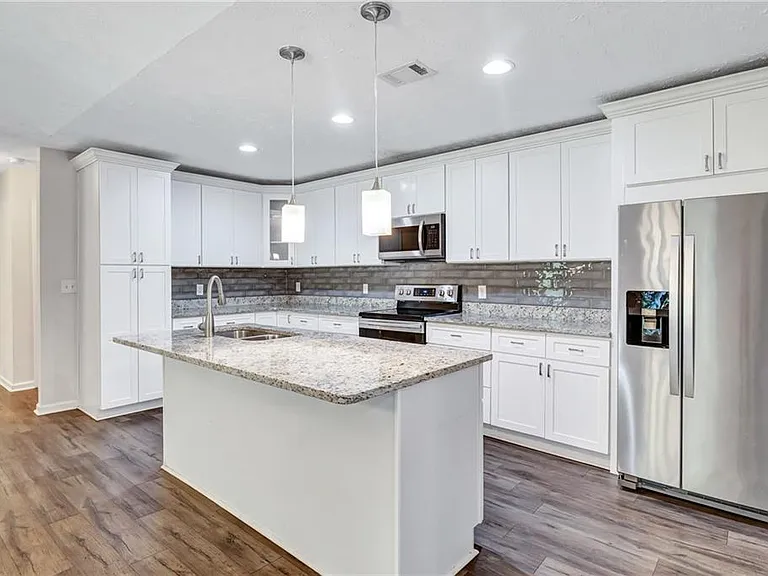 5772 Lilburn Stone Mountain Rd — Photo 14