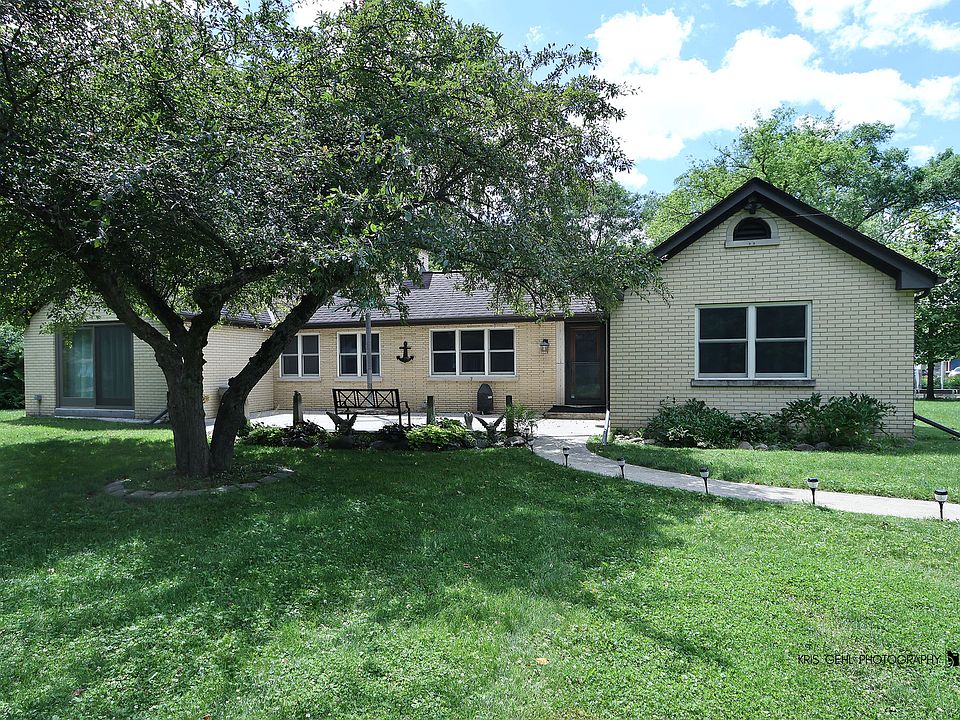 1st image of 9425 Byrne Dr