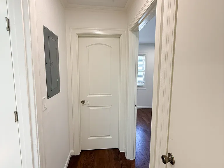 445 Alviso St — Photo 10