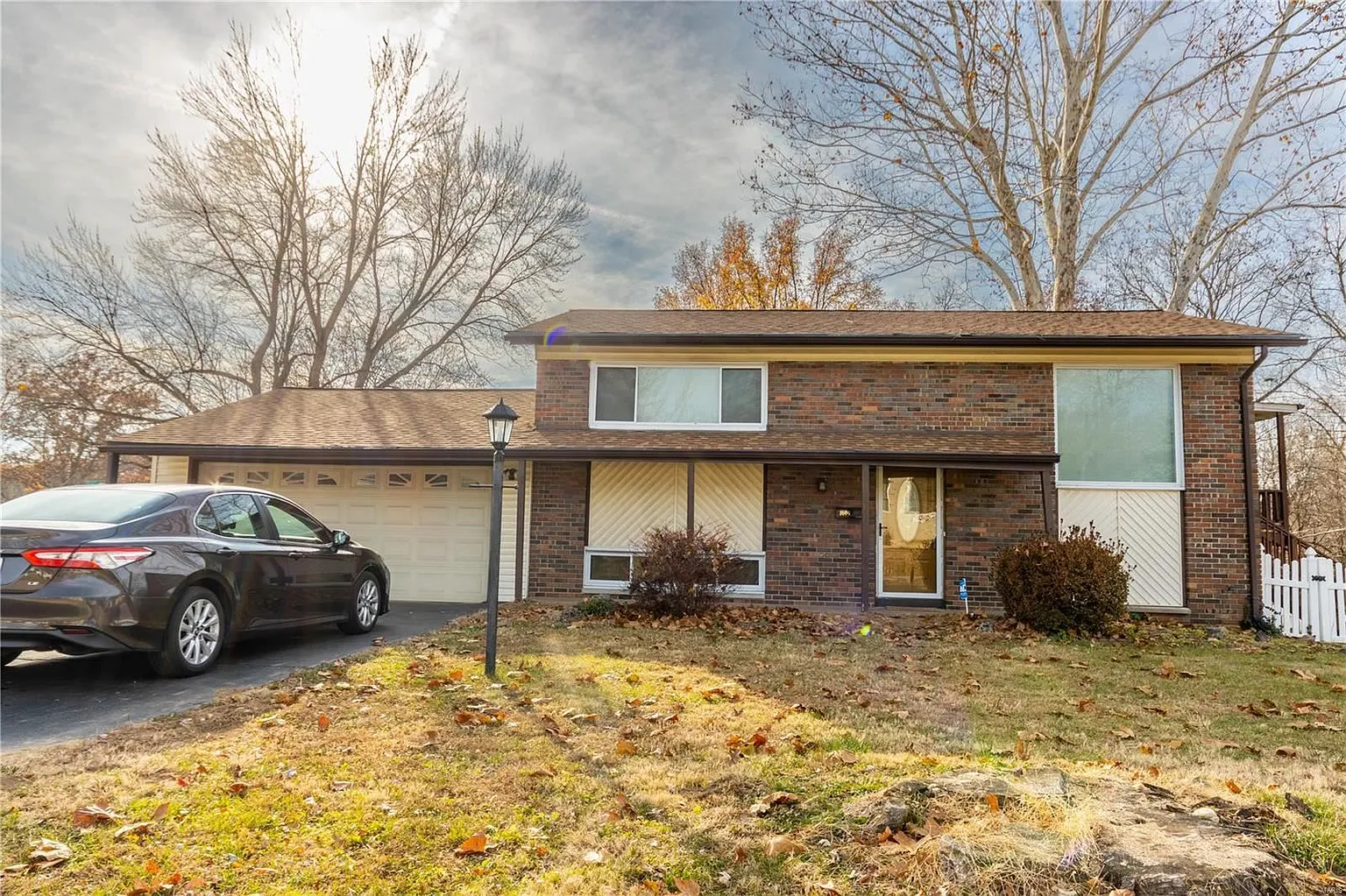 1604 Ville Cecelia Ln photo 1