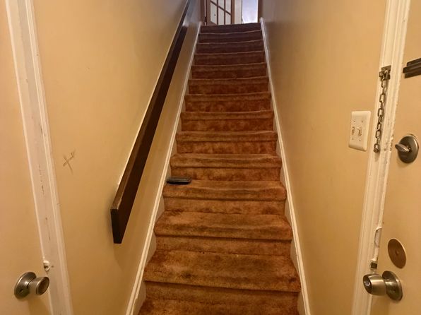 2 Country Juniper Ln