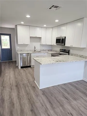 8604 International Ct — Photo 4