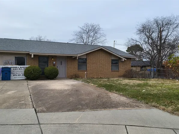 166 Westwood Pl, Lewisville, TX 75067