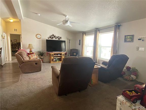 4th image of 1883 Colina Dr