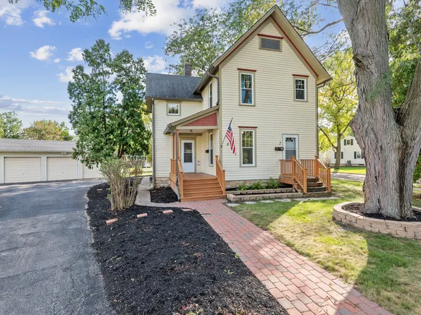 470 Church St, West Chicago, IL 60185