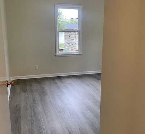 2nd image of 600 E Church St