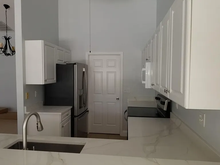 836 Belville Blvd — Photo 14