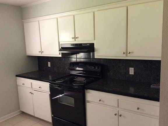 2nd image of 28960 Highland Dr APT I