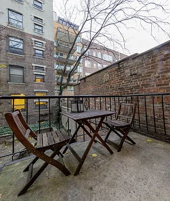 Rented by REAL New York | media 6