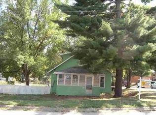 1202 Locust St, Ottumwa, IA 52501
