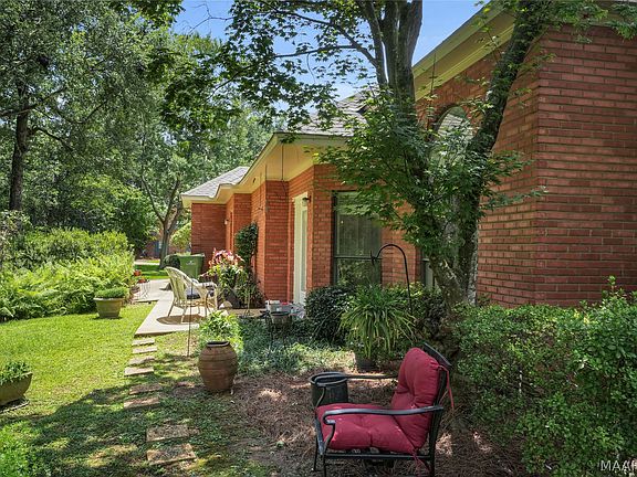 3rd image of 466 Hillabee Dr