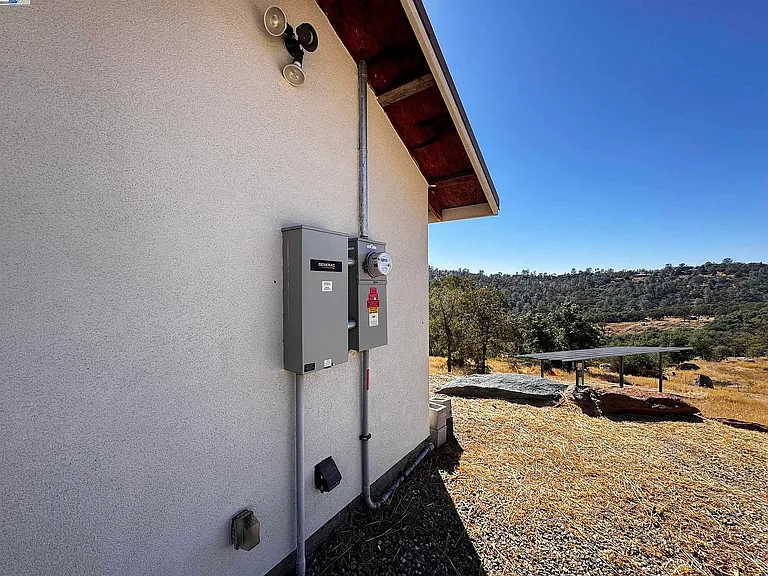 2280 Roan Rd — Photo 9