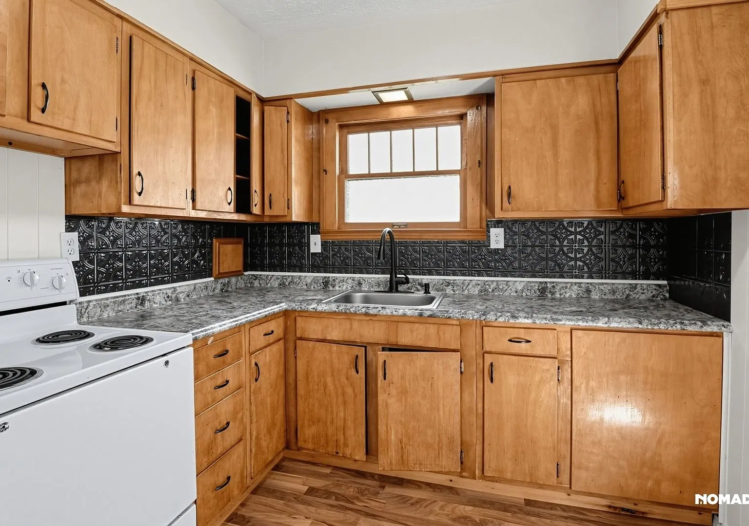 Charming 2BR House in Springfield — Photo 4
