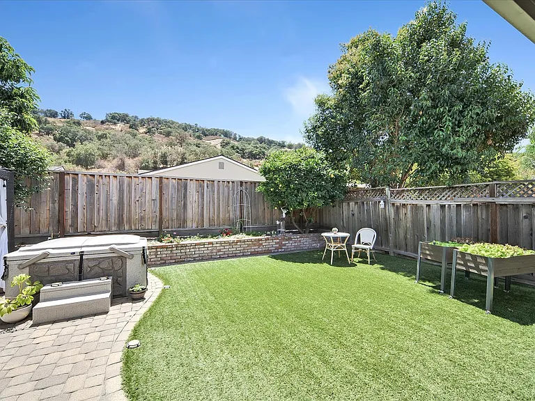 6237 Hancock Ave — Photo 42