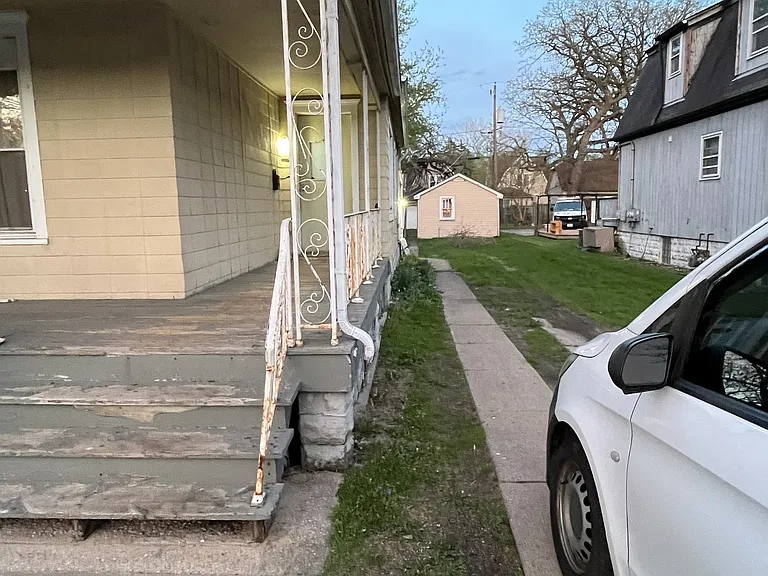 13841 Forest Ave — Photo 14