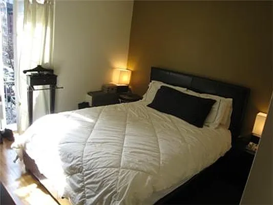 Rented by Adina Realty | media 21