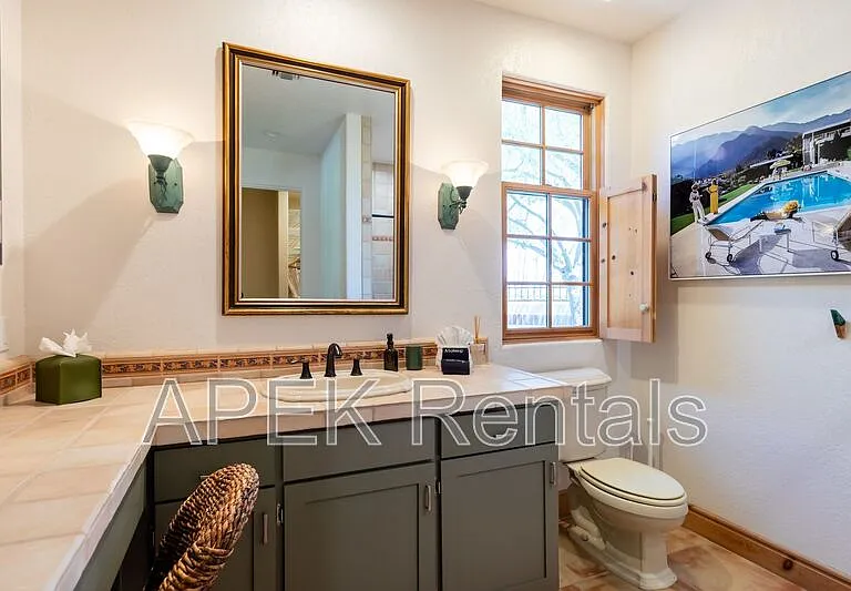 690 W Linda Vista Dr — Photo 11