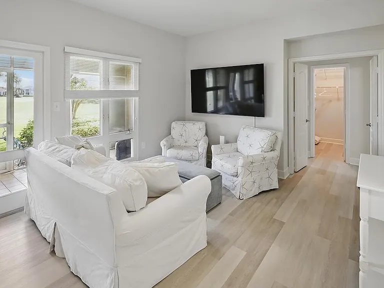 5035 Harmony Cir #102 — Photo 11