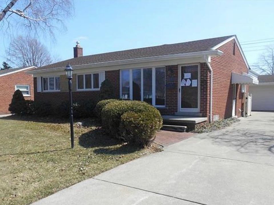 1st image of 26915 Hass St