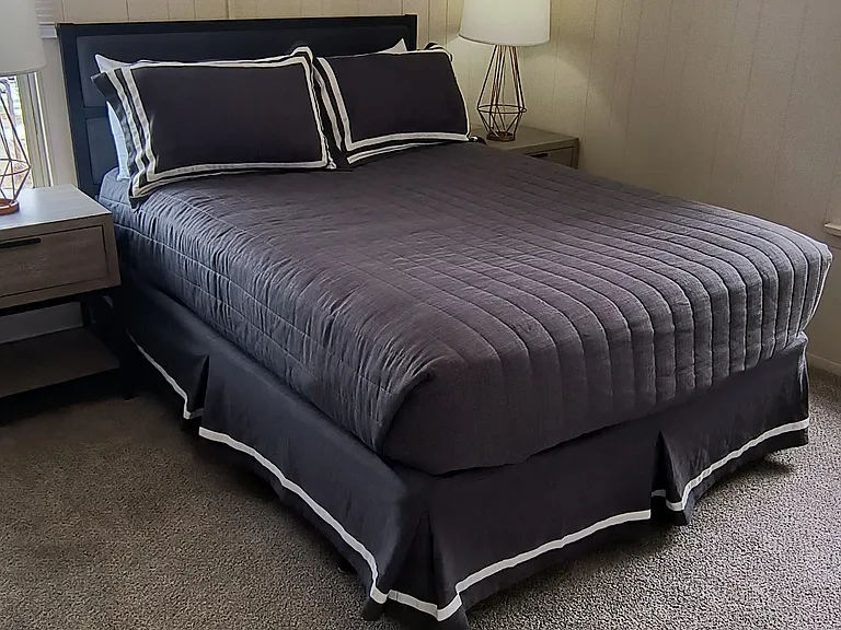 Main bedroom with Furniture