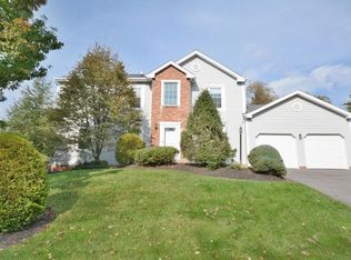 304 Kingsbrook Dr, Mc Donald, PA 15057