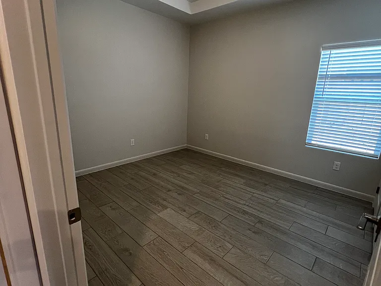3316 Duke Ave #4 — Photo 21