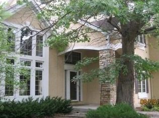 1513 Pinetree Pass, Eagan, MN 55122