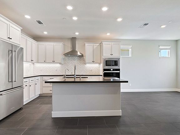 Homesite 2029 Kitchen