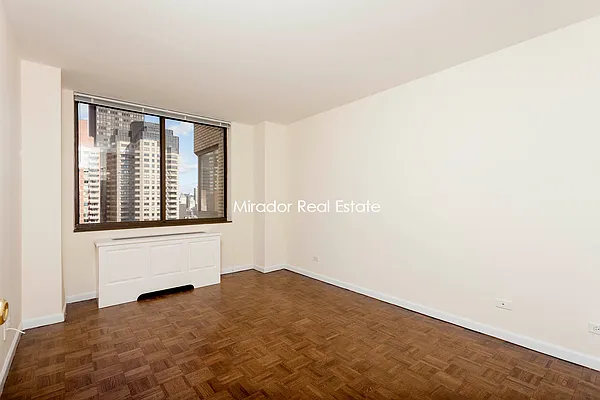 Rented by Mirador Real Estate | media 25