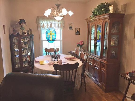 5th image of 1654 E Pridemore Dr