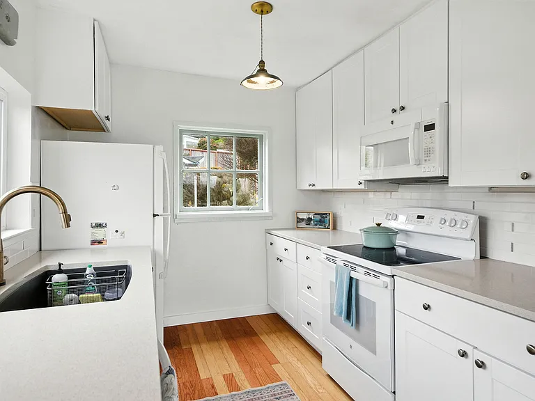 195 Ocean View Ave — Photo 14