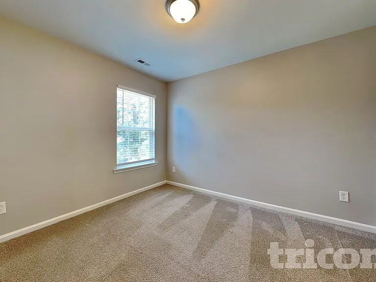 2120 Clear Brooke Dr — Photo 12