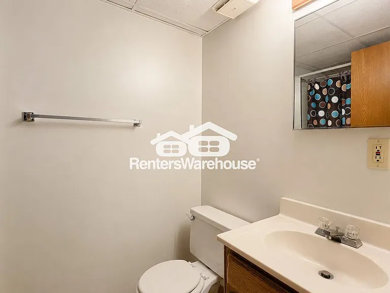1207 State St — Photo 11