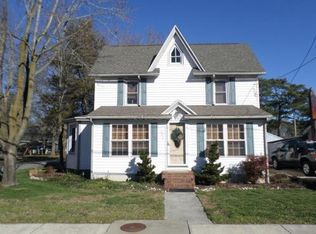 201 E Lillian St, Hebron, MD 21830