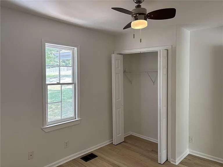 2469 Glynn Dr SE — Photo 19
