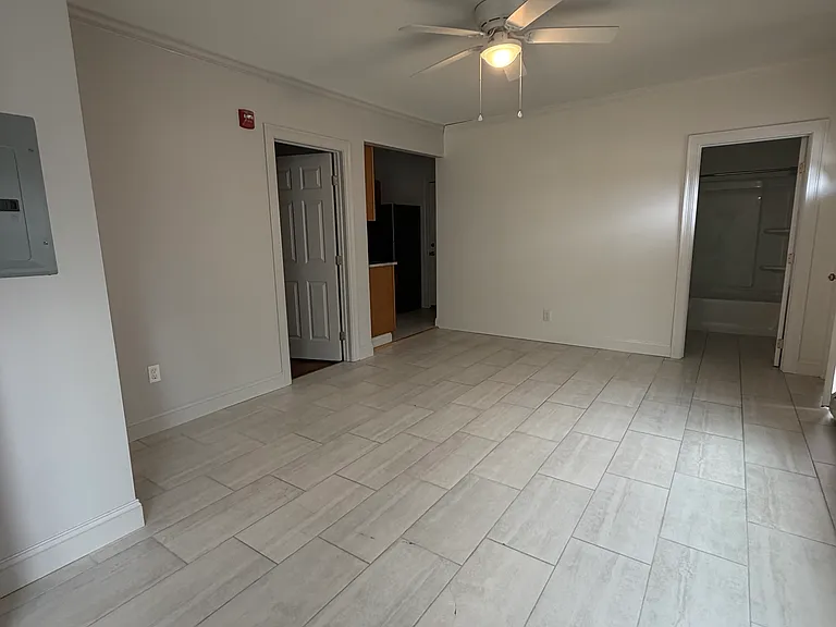 385 Cumberland Hill Rd #1F — Photo 6