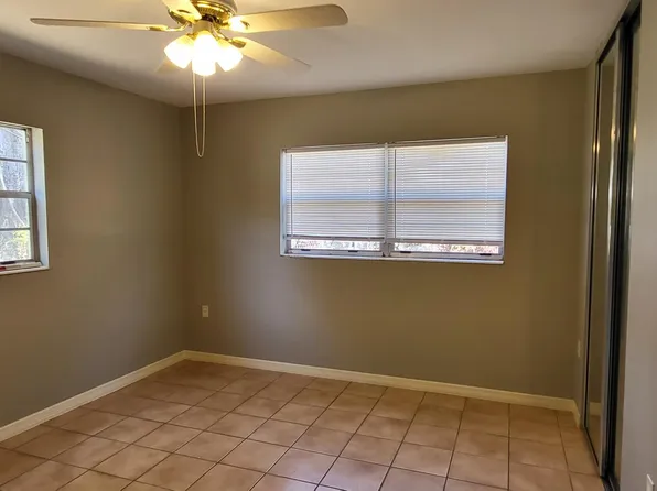 336 Hosbine Street, Fort Pierce, FL 34982