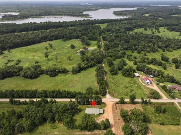 5565 Slim Rd, Valliant, OK 74764