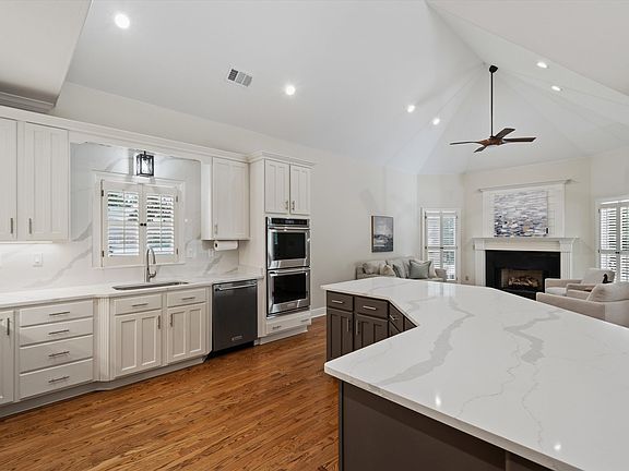 5th image of 10432 Wynbrooke Ln