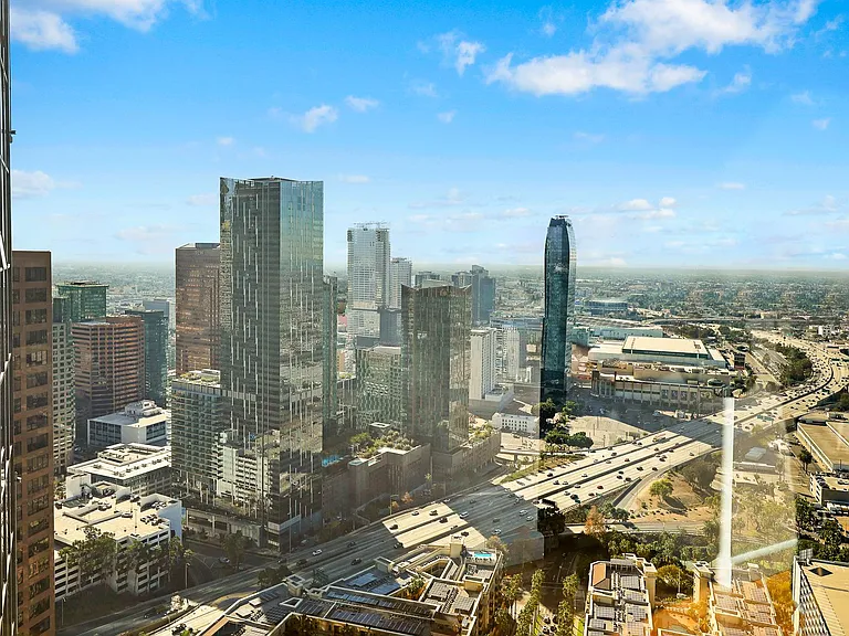 1100 Wilshire Blvd #3309 — Photo 13