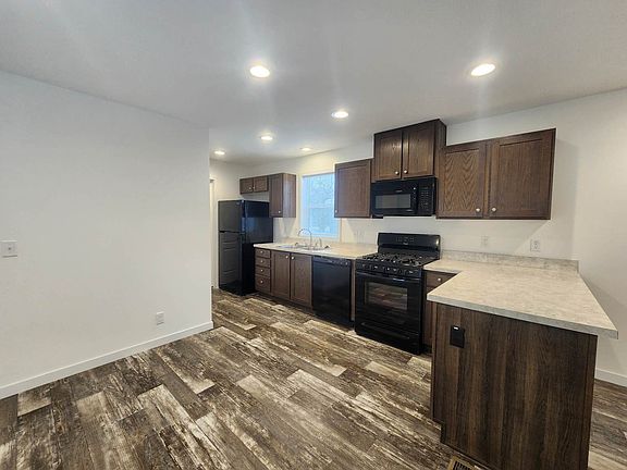 3rd image of 3800 Fruit Ridge Ave NW #W-021