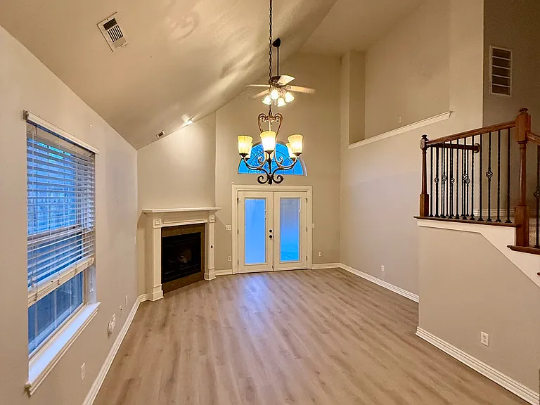 341 Copper Oaks Dr — Photo 5