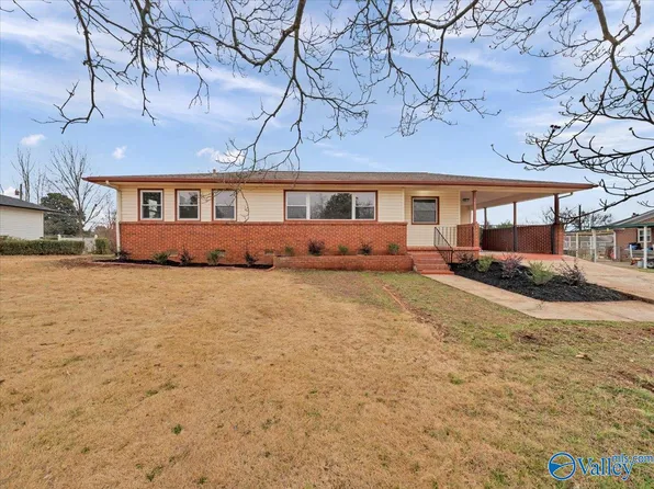 2020 Morningside Dr NW, Huntsville, AL 35810